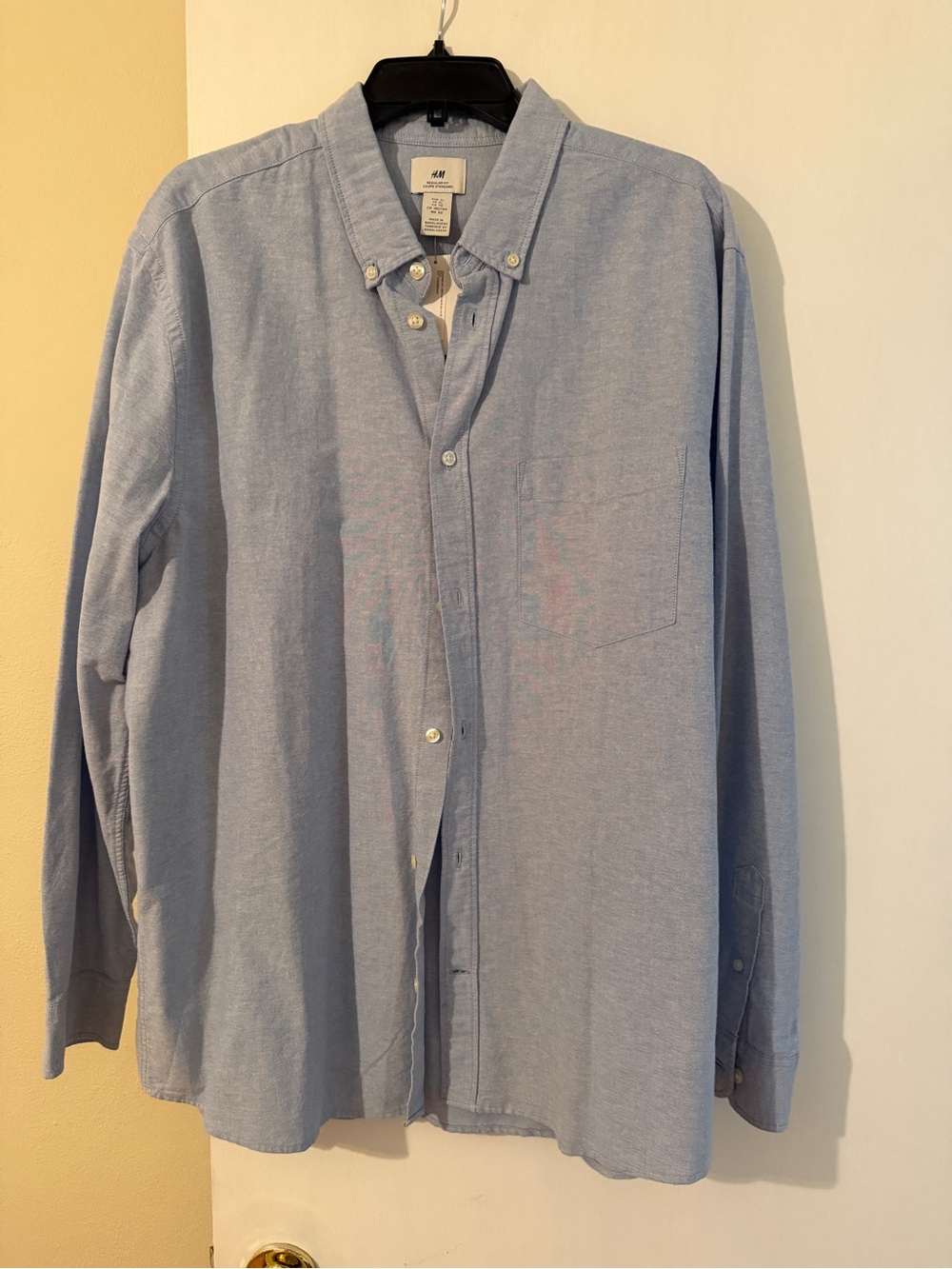 H&M Light Blue Men's Casual Button-Down Shirt